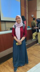 seminar seninan departemen fisika fsad ITS Surabaya endah purwanti dosen universitas airlangga surabaya