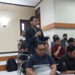 peserta seminar seninan 100 tahun kuantum departemen fisika FSAD ITS Surabayafisika