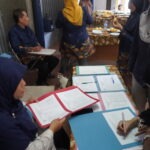 coffee break seminar seninan 100 tahun kuantum Departemen Fisika FSAD ITS Surabaya 