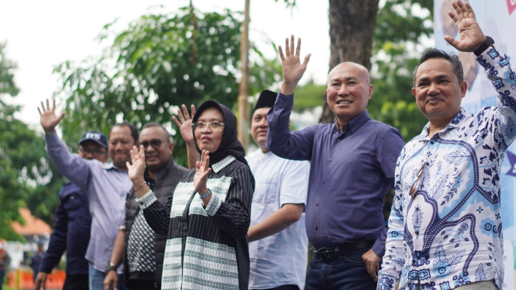 Flag Off Ceremony Keberangkatan Bus Mudik Gratis ITS 2025