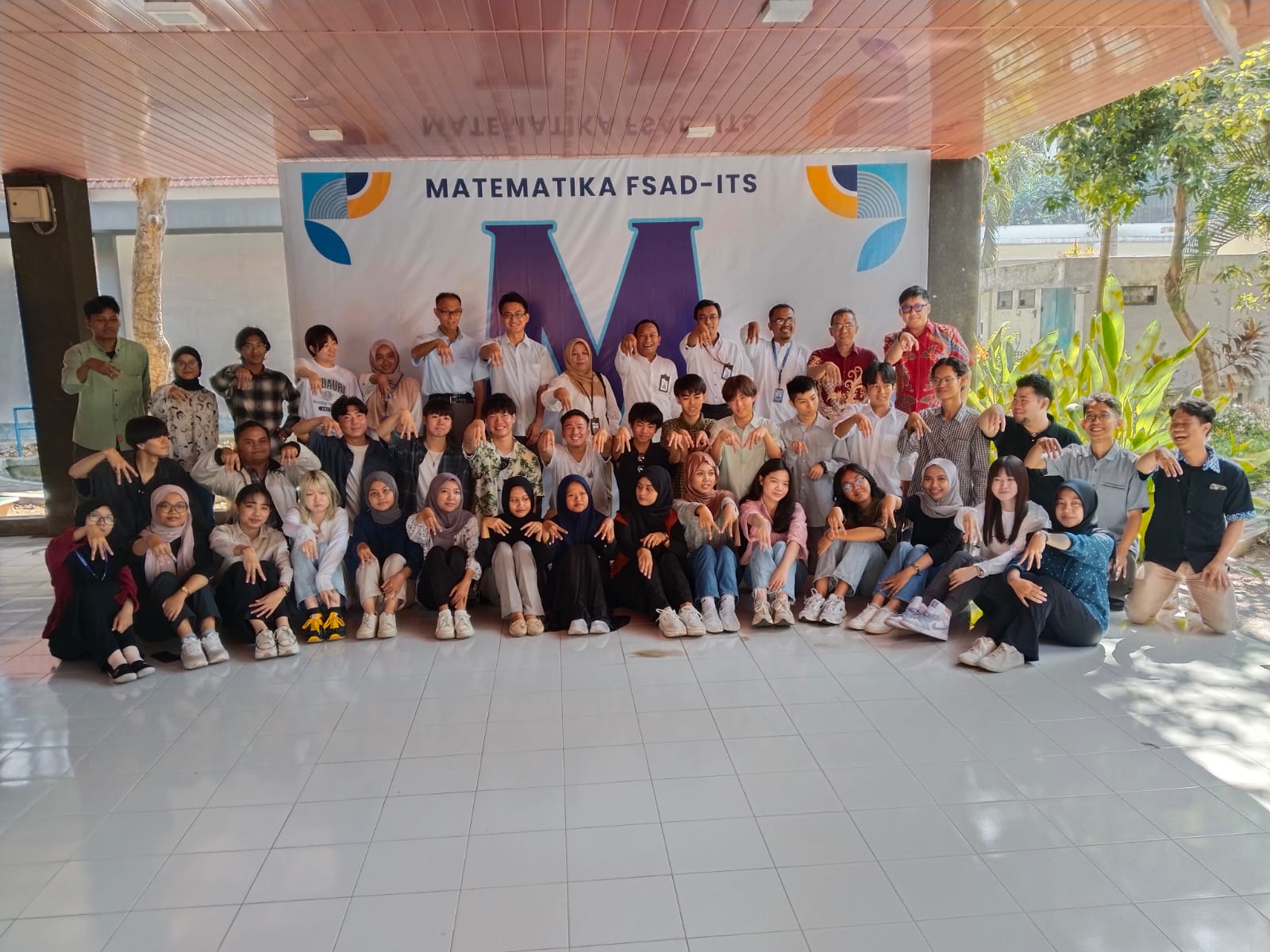 GPbL in Mathematics 2025: Geometry in Everyday Life: A Mini-Project Exploration