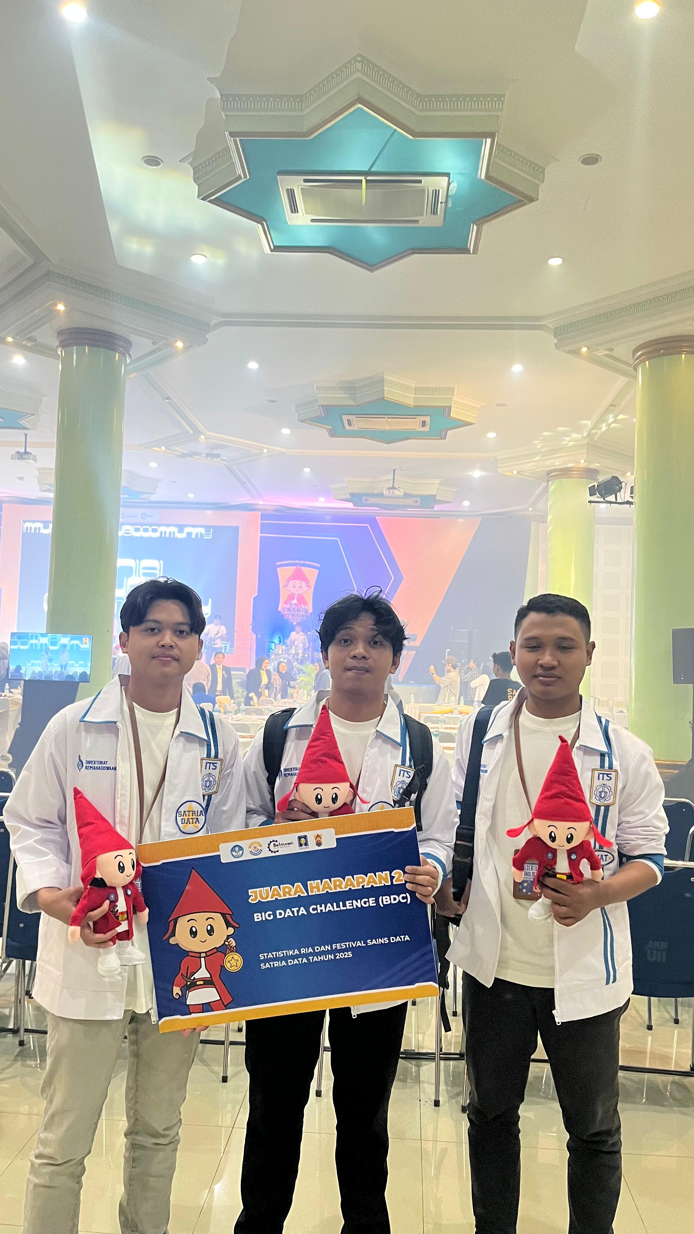 Mahasiswa Matematika ITS Raih Penghargaan Harapan 2 di Ajang Satria Data 2025
