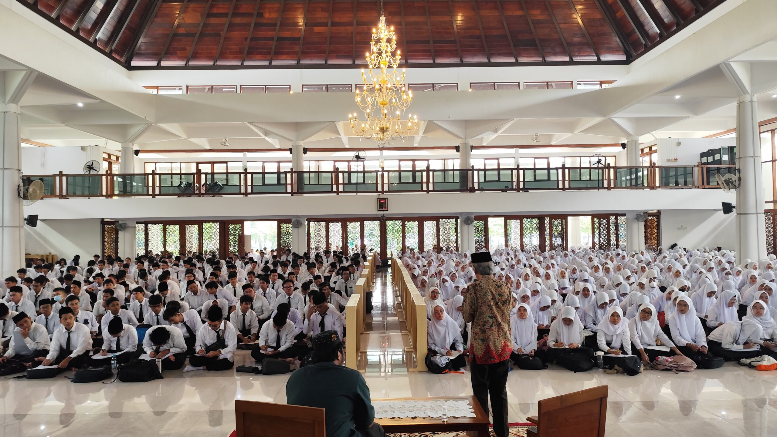 Suasana Kuliah Umum Mentoring Agama Islam
