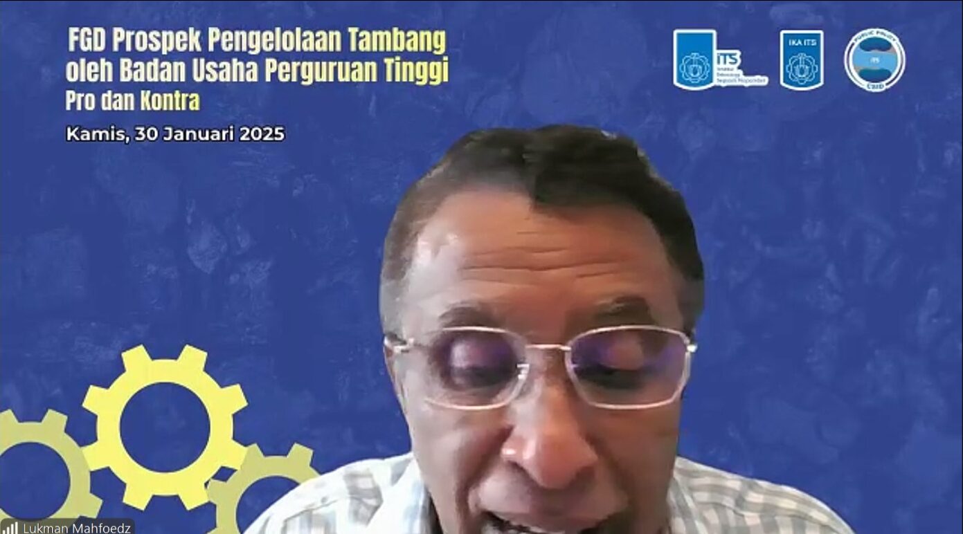 Mantan Presiden Direktur dan CEO PT Medco Energi Internasional Tbk Ir Lukman Mahfoedz ketika menyampaikan pendapat dan saran dalam FGD Prospek Pengelolaan Tambang oleh Badan Usaha Perguruan Tinggi
