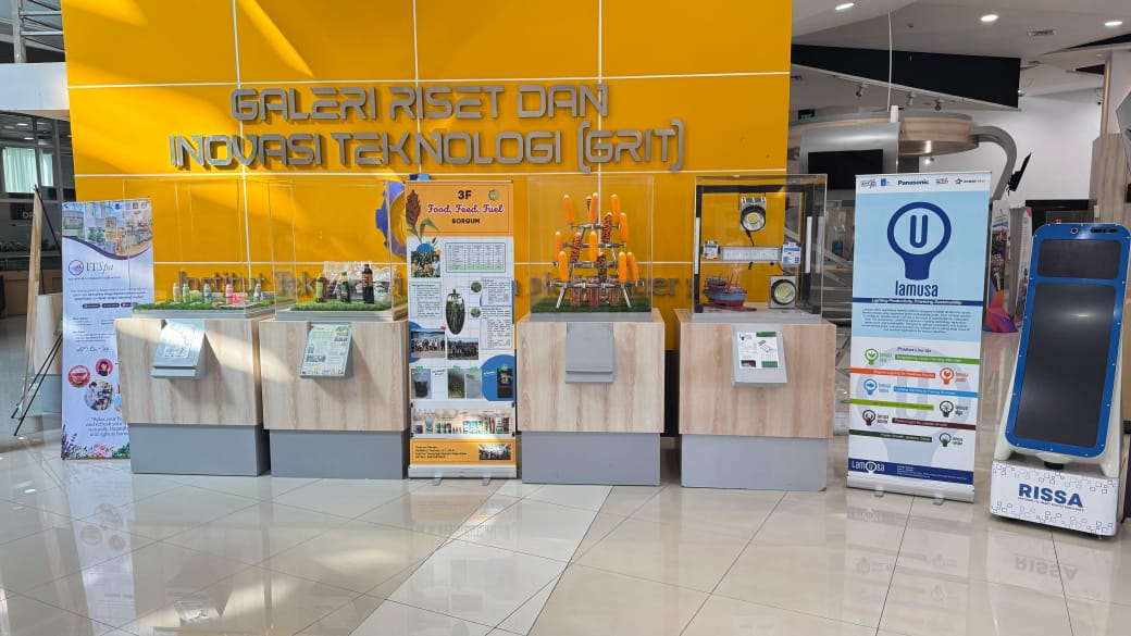 Gambar sejumlah produk hasil riset dan abmas DRPM ITS yang mengusung konsep aplikatif, adaptif, dan berkelanjutan untuk mendukung ekonomi lokal