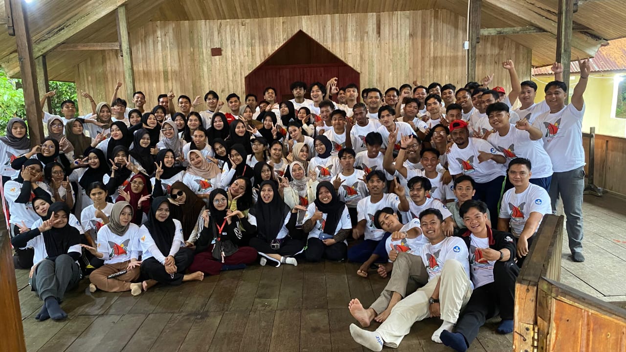 Delegasi KKN bersama tim dari Perguruan Tinggi di seluruh Indonesia