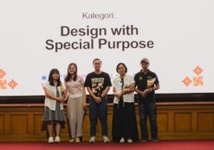 Tim Despro ITS berhasil meraih penghargaan Karya Terbaik untuk kategori Design with Special Purpose pada ajang IIDSA 2025 di Bali