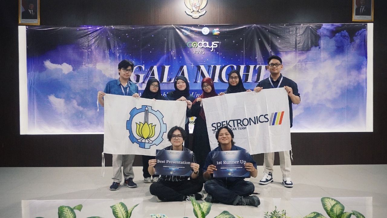 Tim Spektronics ITS berhasil membawa pulang dua gelar juara pada kompetisi Indonesian Chemical Reaction Car Development Challenge (Ichedece) Ecodays UNS 2025