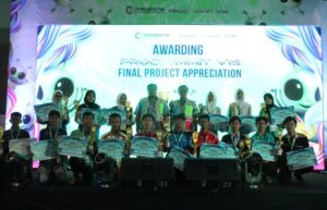 Several participants who successfully won the champion award in the Final Project Appreciation category at Procommit V15 ITS which was held at the ITS Robotics Center Building