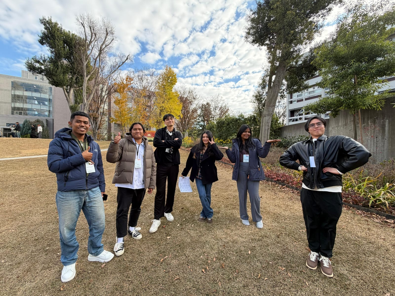 Kebersamaan Riva Rizkiana Ramadhani dengan rekan-rekannya saat mengikuti GPBL di SIT Jepang