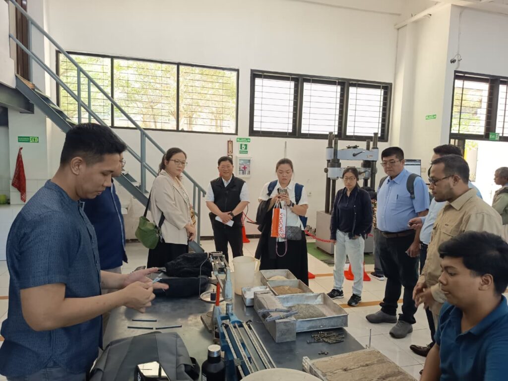 Guest Lecture Civil Engineering ITS visit to Concrete and Advanced Material Laboratory