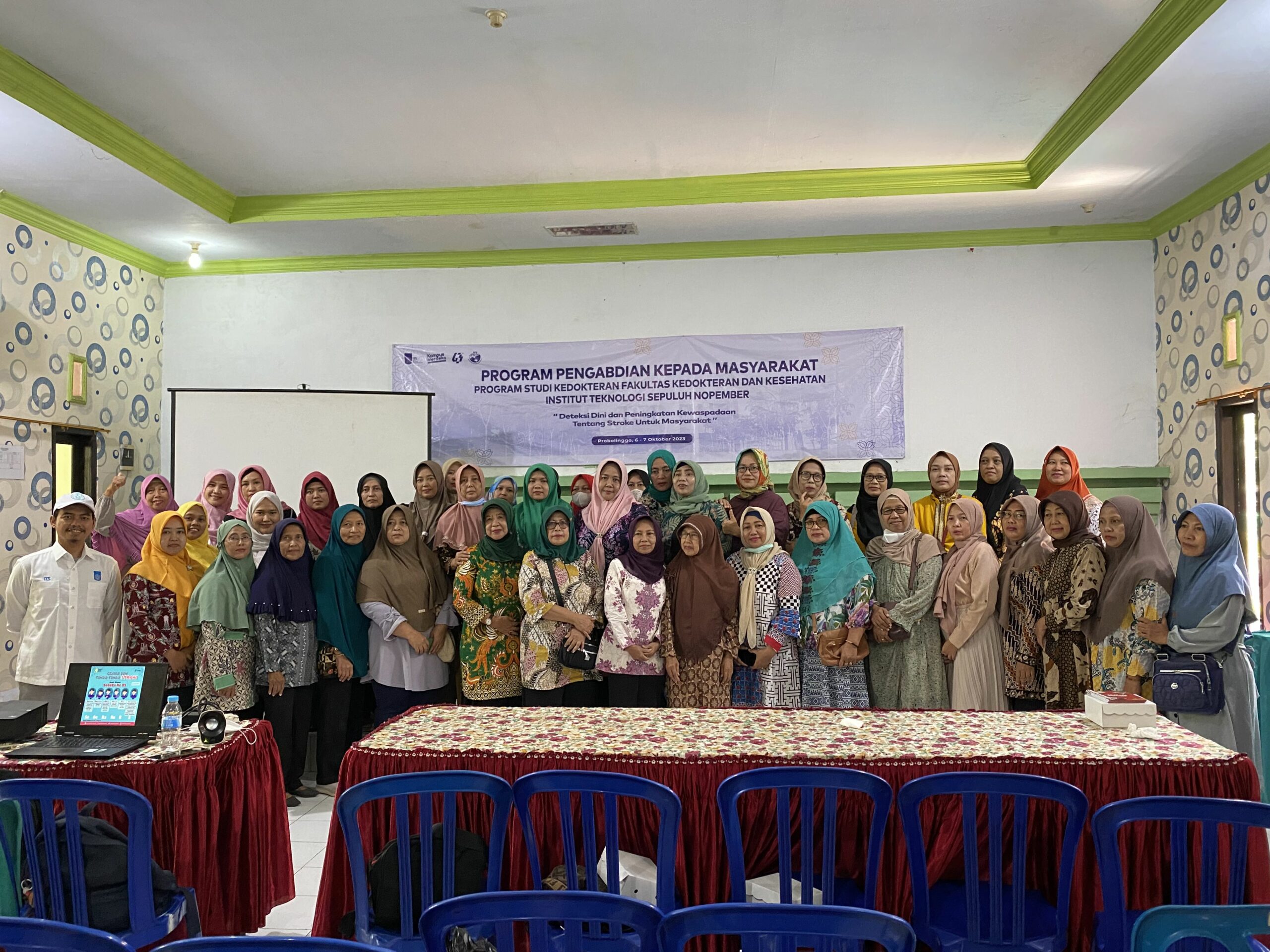 Deteksi Dini dan Peningkatan Kewaspadaan terhadap Stroke untuk Masyarakat di Kelurahan Kanigaran Probolinggo