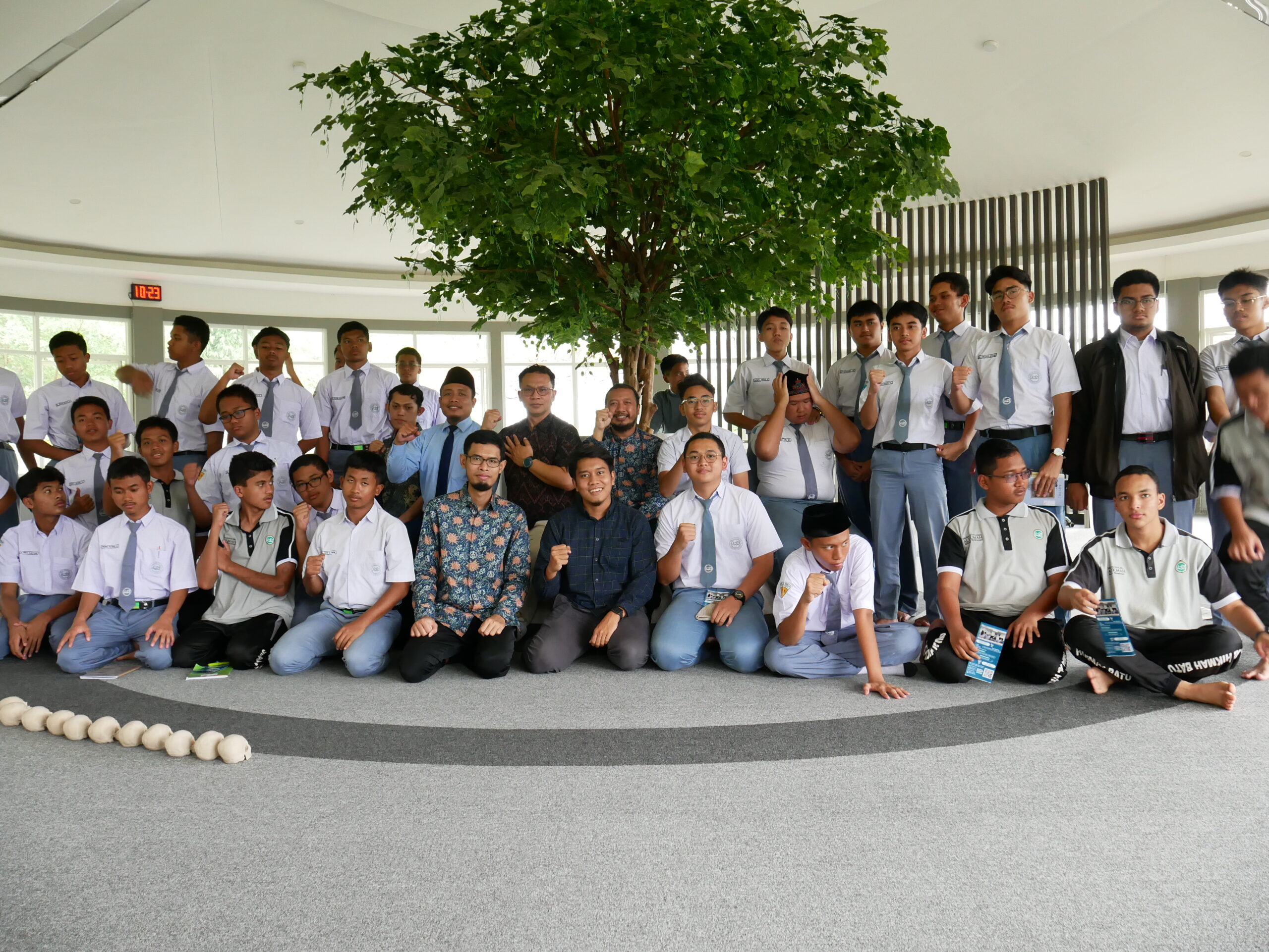 Roadshow di SMA Al Hikmah Boarding School, Malang