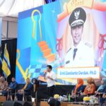 Emil Dardak Ajak Mahasiswa Baru ITS Jadi Prajurit Teknologi Indonesia
