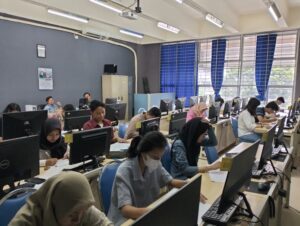 Suasana Verifikasi Portofolio SNBT 2024 Departemen Desain Produk ITS