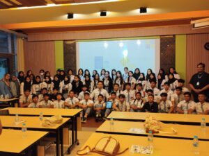 Kunjungan dari SMA Labschool Cibubur