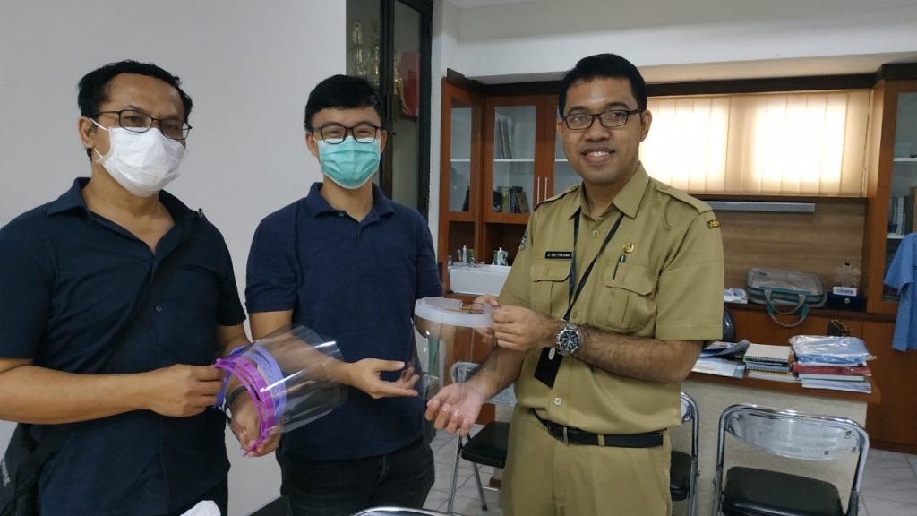 ITS Produksi Face Shield Mask bantu Tanggap Darurat Covid-19