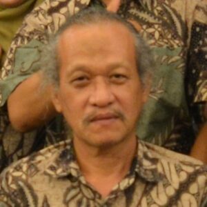 Gatut Yudoyono Departemen Fisika FSAD ITS Surabaya