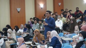 mahasiswa departemen fisika FSAD ITS Surabaya