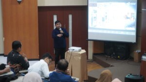muhammad taufiqi dosen departemen fisika FSAD ITS Surabaya