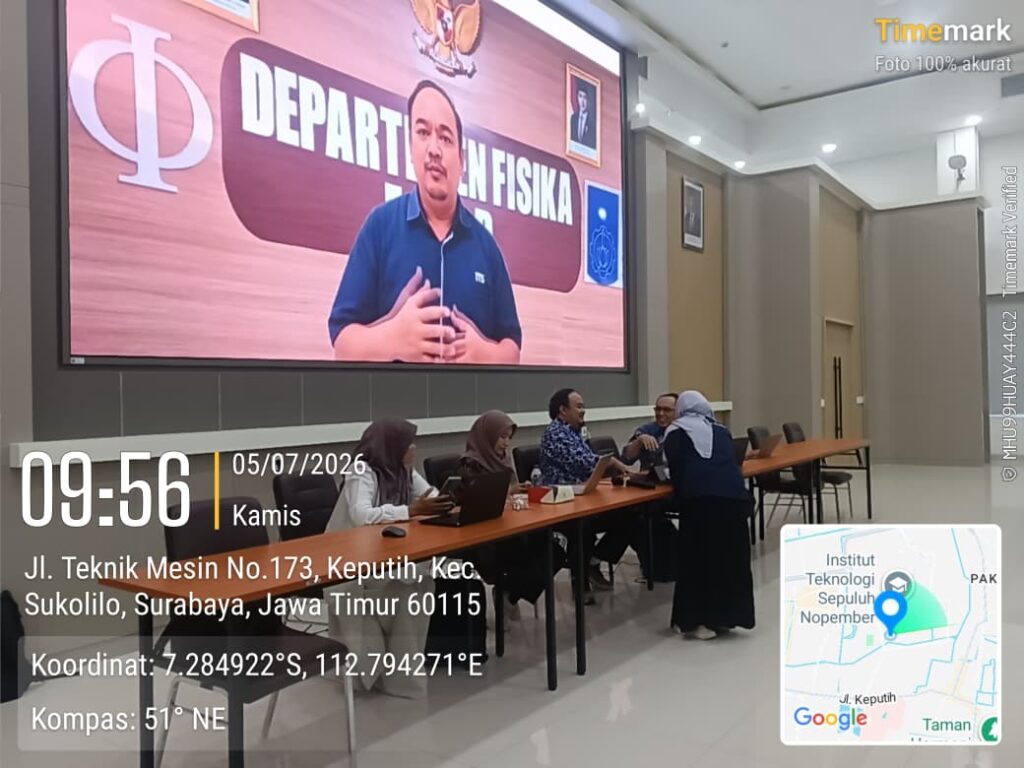 Kunjungan SMA Negeri 1 Kraksaan Probolinggo ke Departemen Fisika FSAD ITS Surabaya