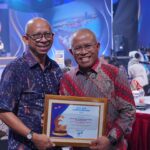 ITS Dinobatkan sebagai Pelopor Inovasi Teknologi Maritim Jawa Timur