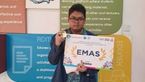 Berprestasi! Kontingen ITS Berhasil Bawa Pulang Medali Emas Bidang Fisika Pada Ajang ONMIPA-PT 2023