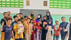 Kegiatan berburu (berbagi buku itu seru) di Panti Asuhan Roudhotul Jannah tgl 20/11/22