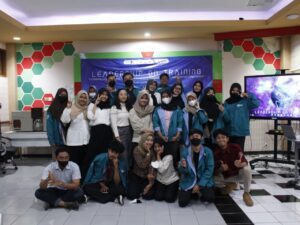 LOT (Leadership On Training) membantu mahasiswa HIMKA ITS yang akan memimpin HIMKA kedepannya