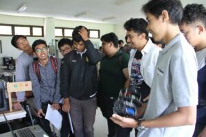 Open Laboratory 2023 Teknik Komputer ITS