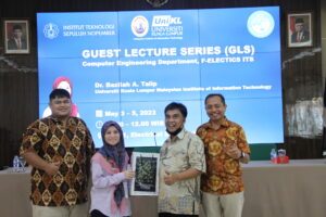 Guest Lecture Completing Industrial IT Project Teknik Komputer ITS
