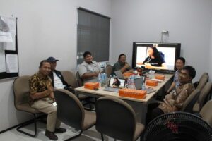 Kunjungan Bapak Adam Wecnit Teknik Komputer ITS