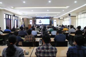 Guest Lecture ICT-Based University Education Before and Covid-19 Teknik Komputer ITS