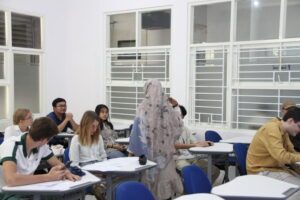 Perkuliahan Mahasiswa Asing Teknik Komputer ITS