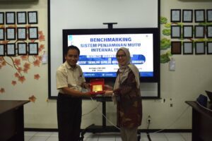 KPM ITS Welcomed a Benchmarking Visit from BPMI UMM to Discuss Strengthening the Quality Assurance System