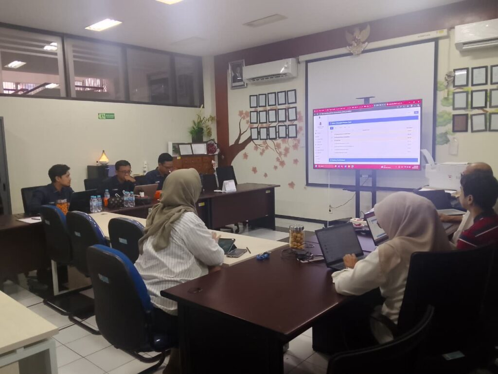 Kunjungan KPM Fakultas Teknik UNNES ke ITS Surabaya