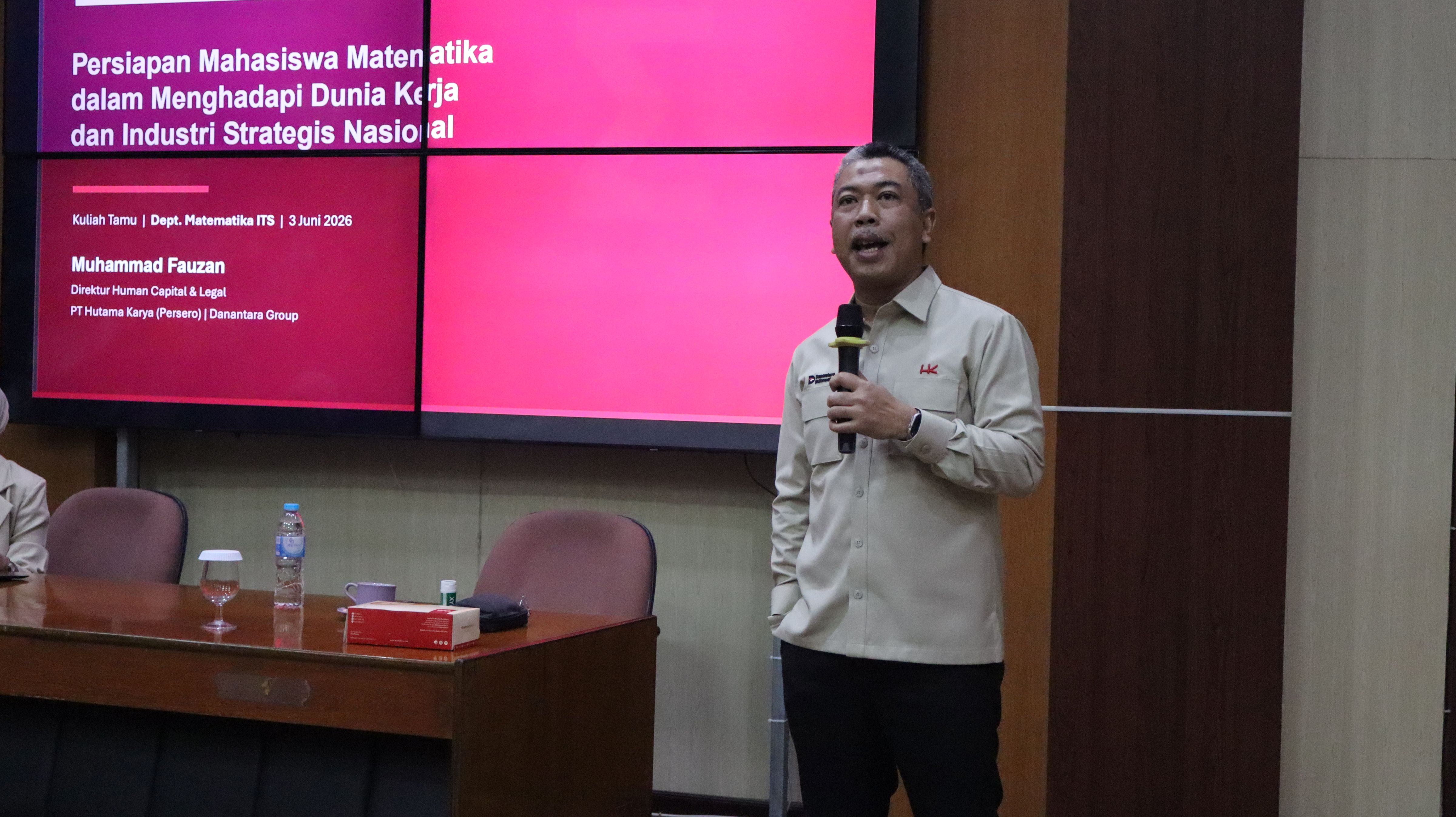 Persiapan Mahasiswa Matematika dalam Menghadapi Dunia Kerja dan Industri Strategis Nasional