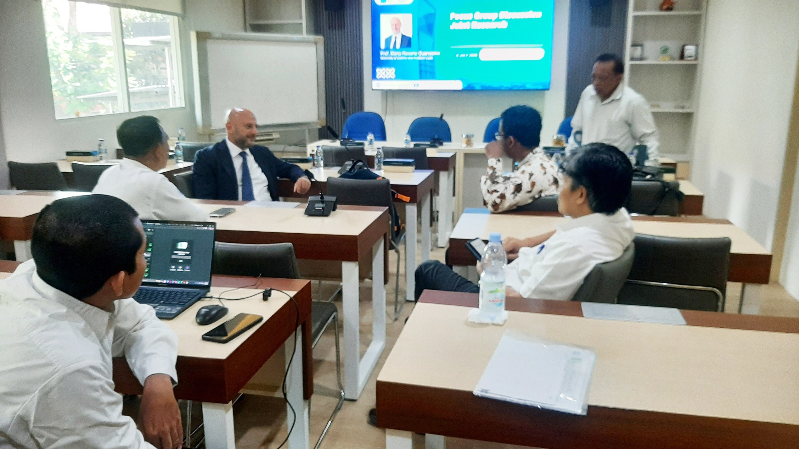 Memperluas Jejaring Global, Memperkuat Kolaborasi Akademik