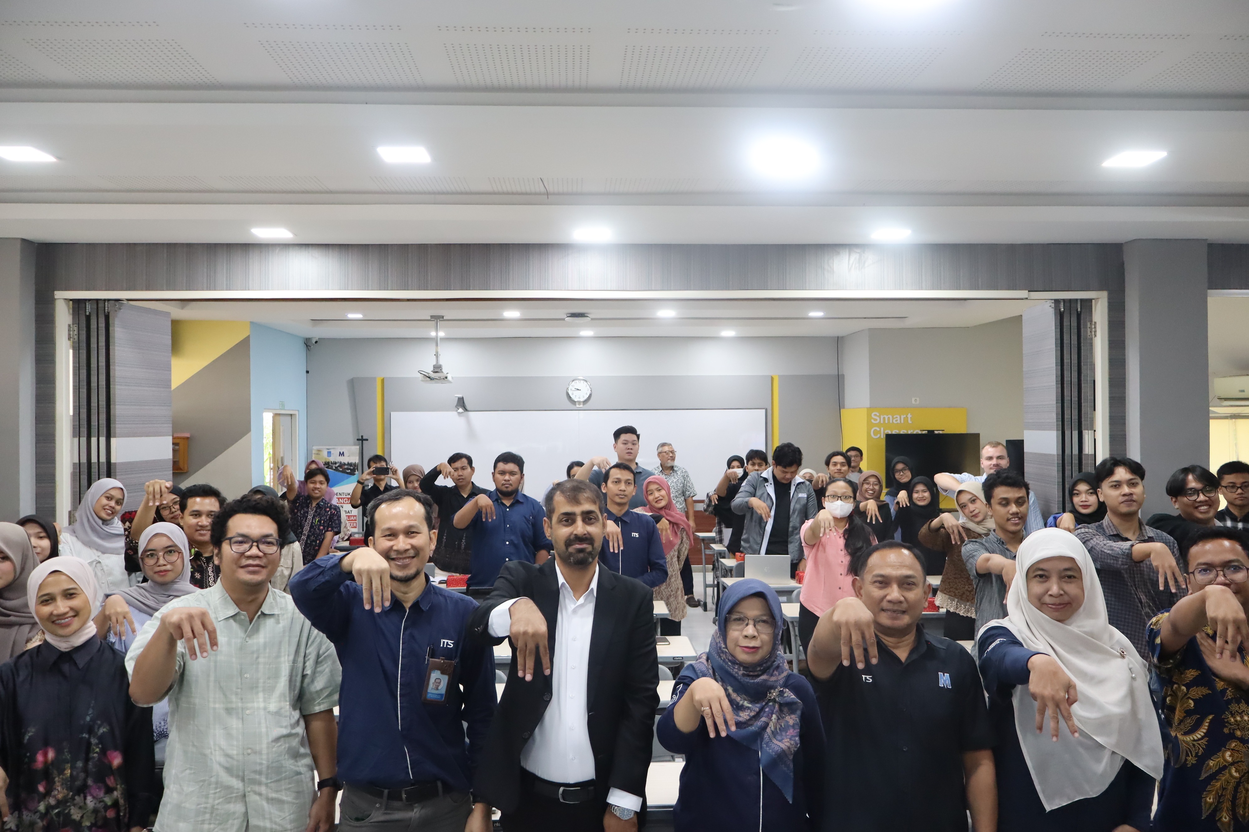 Guest Lecture Edge Intelligence and UAV-Assisted VANETs Building Smarter, Safer Cities