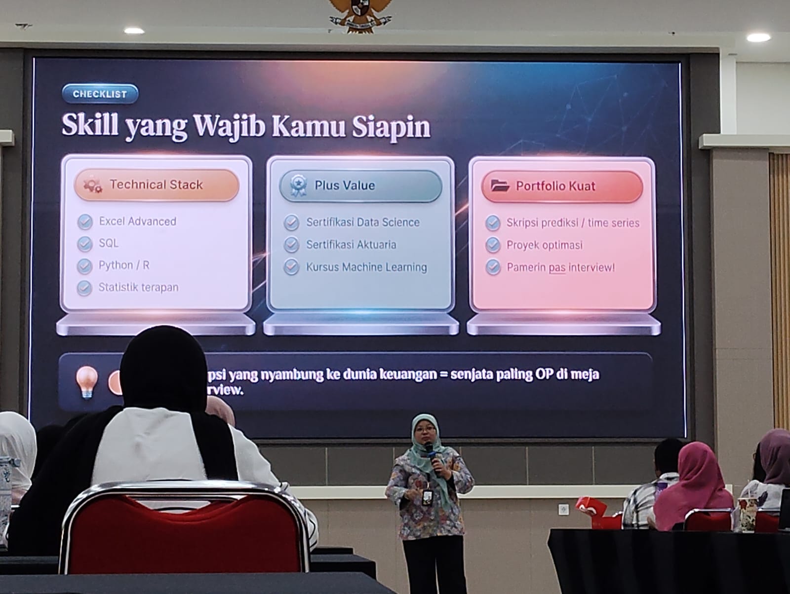 Buka Peluang Karir Mahasiswa, Departemen Matematika ITS Gelar Kuliah Tamu Bersama PT Pegadaian
