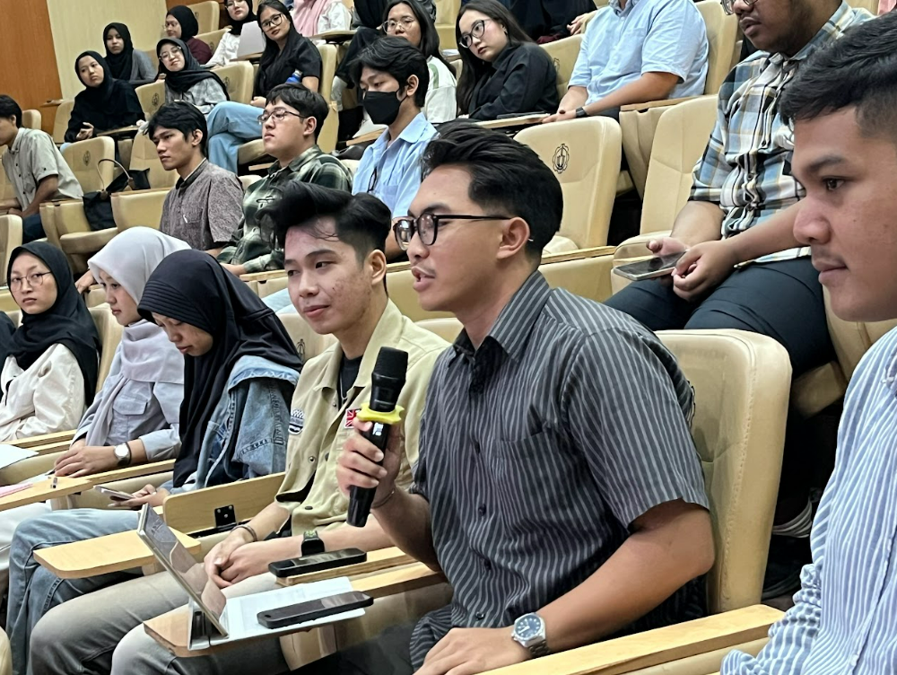 Kupas Strategi Finansial Industri, Departemen Matematika ITS Gelar Kuliah Tamu Bersama Jajaran Direksi MPM Group