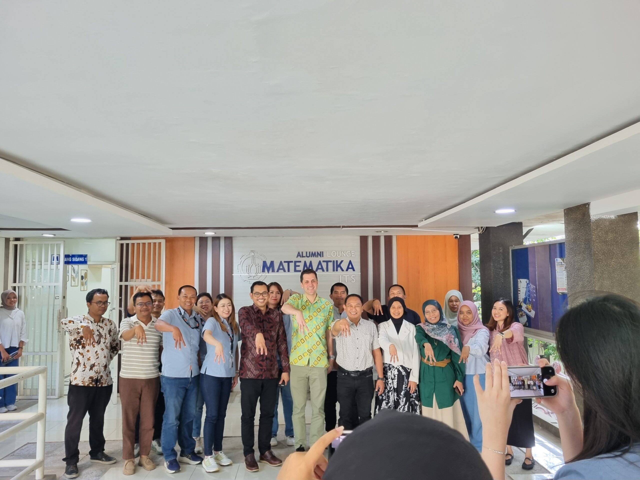 Perkuat Sinergi Industri, Departemen Matematika ITS dan MPM Group Gelar FGD Pembahasan Kerja Sama Riset hingga Penyelarasan Kurikulum