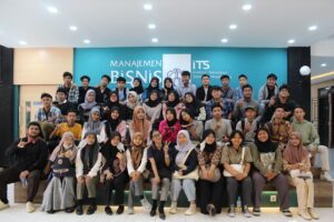 MB SEAT OPEN HOUSE & MB SEAT IN: Sehari Menjadi Mahasiswa Manajemen Bisnis ITS