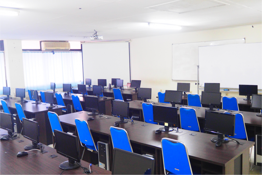 Ruang Lab Komputer