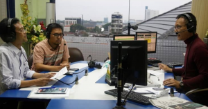 Talkshow MMT di Suara Surabaya