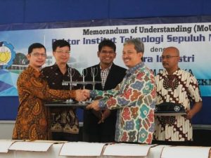 Rektor ITS Resmikan MoU dengan Mitra Industri