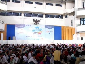 IKA ITS Gelar Bukber dengan 1050 Anak Yatim