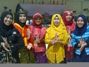 Berkaca dari Negeri Seribu Pagoda