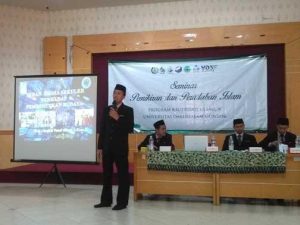 Studi Kritis Pemanfaatan Media
