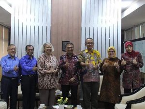Pretasi ITS Tarik Perhatian Mantan Ibu Negara
